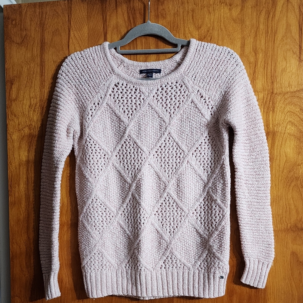 American Eagle Outfitters Textured White And Light Pink Sweater Size XS
